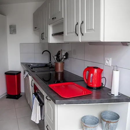 Centre-ville, Marche A 2 Min, A Pied -2 Apartament *